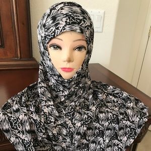 Women’s 2 pieces Hijab set, one size fits all